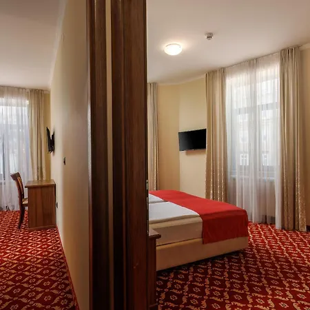 Continental 3*