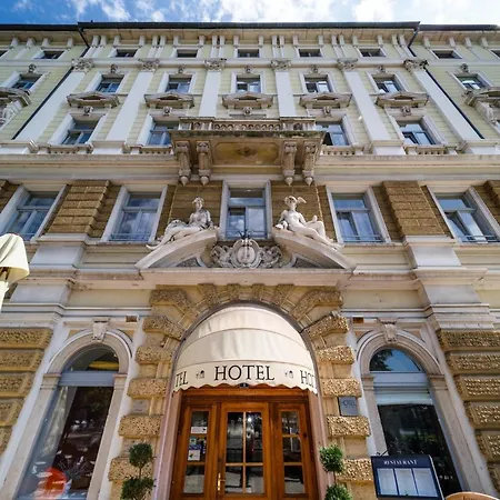 Continental Hotel