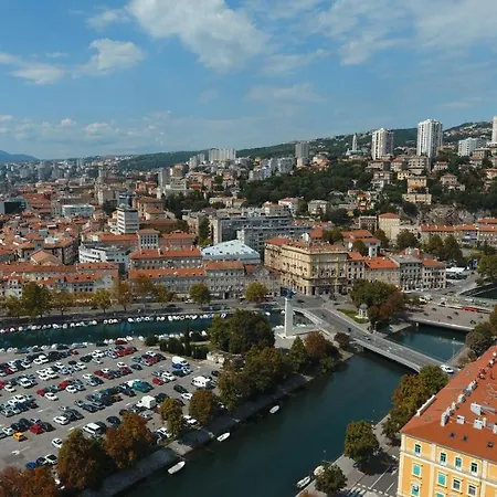 Continental Отель