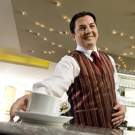 فندق Continental