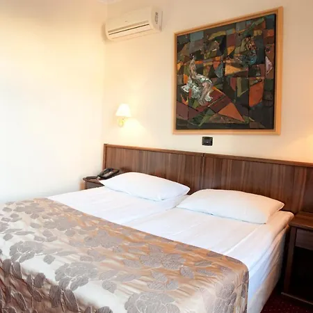 Continental 3*